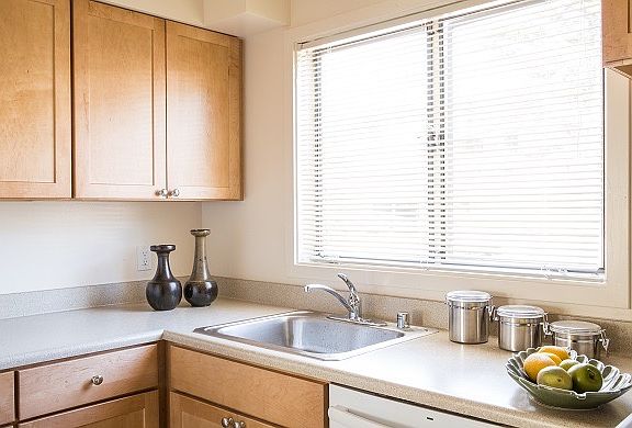 4th image of 1512 Pershing Dr APT B