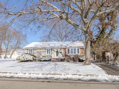 110 Louis Street #B, Massapequa, NY, 11758