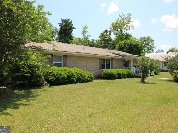 309 N Dixon St, Alma, GA 31510
