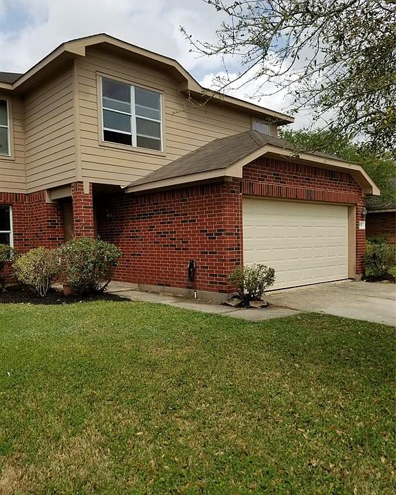1st image of 926 Yorkshire Hollow Ln
