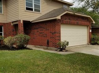 926 Yorkshire Hollow Ln, Fresno, TX 77545