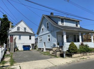 26 5th St, Highlands, NJ 07732