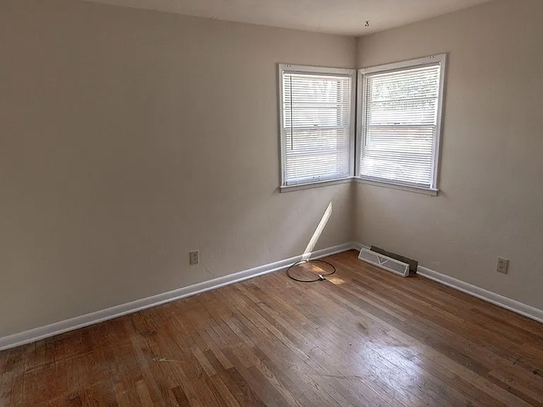 1001 & 1003 Hardin St — Photo 3