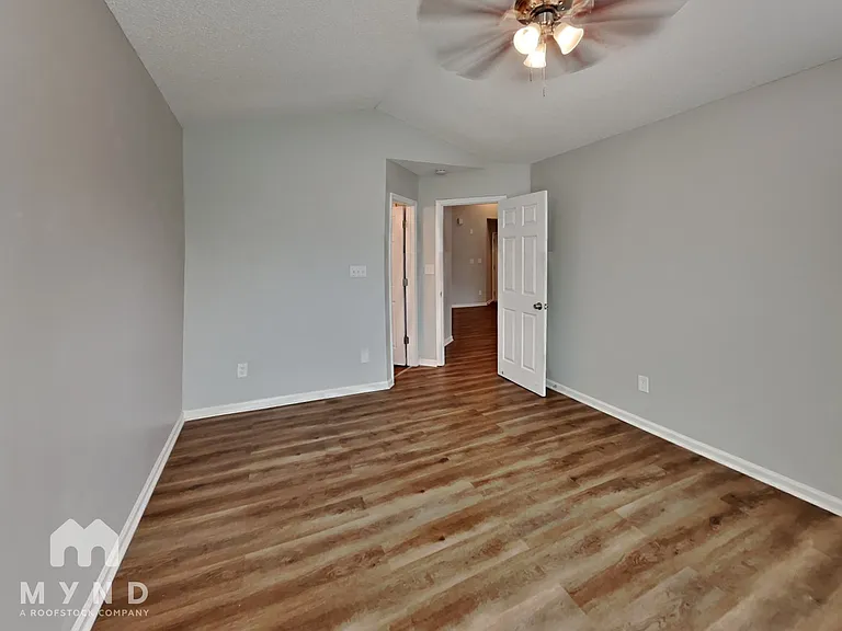 2209 Maybrook Dr — Photo 12