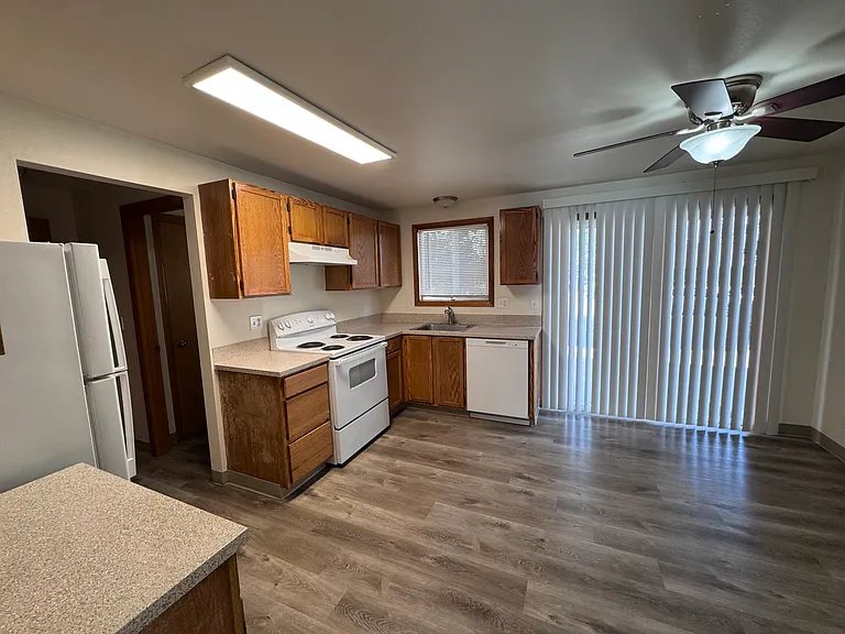 740-760 SE Cedar St #746-05 — Photo 5