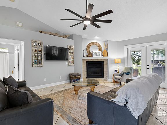 2nd image of 26448 Caribe Dr