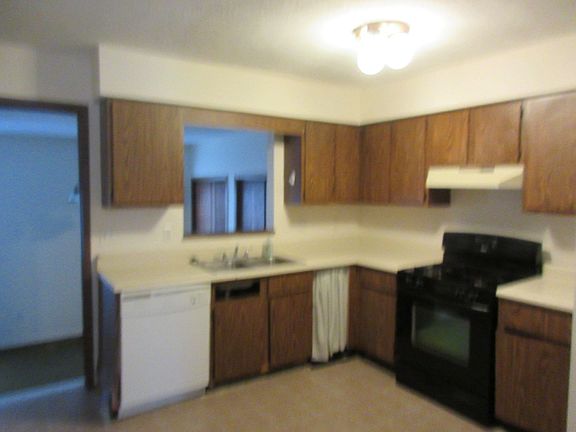 3rd image of 301 Palmer Dr