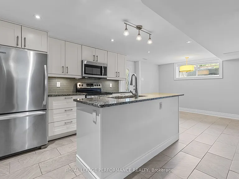 3B Birchwood Dr — Photo 8