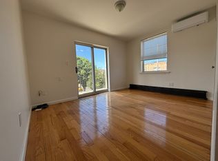 35-02 24th Ave #3, Astoria, NY 11103
