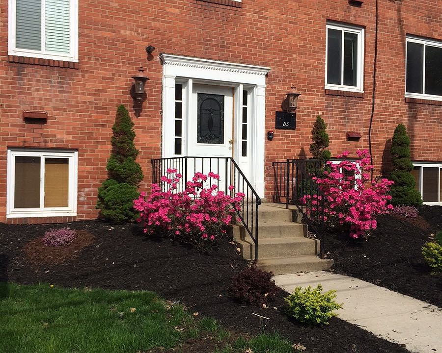 Front Entrance from Parkside Avenue