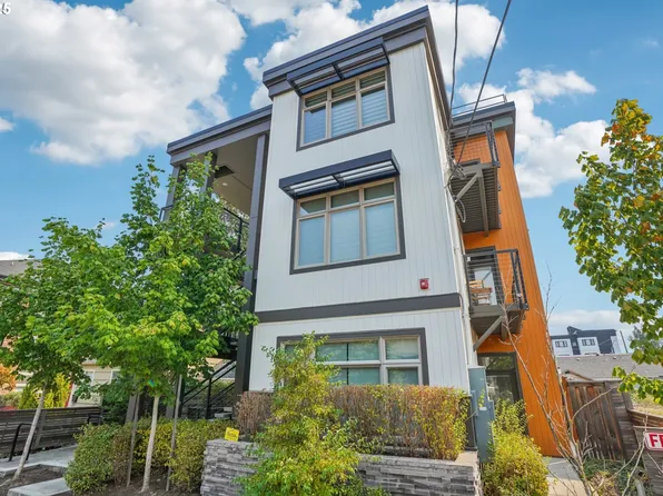 6822 N Greenwich Ave #309, Portland, OR 97217