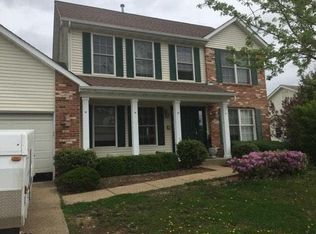 1607 Fairway Valley Dr, Wentzville, MO 63385