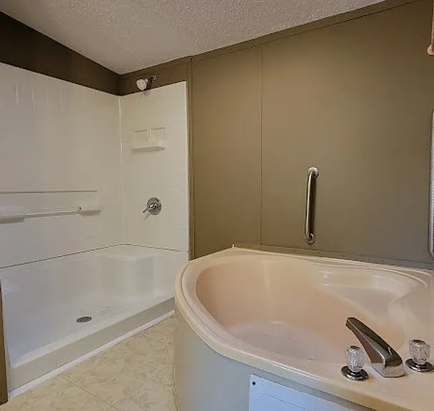 100 SE 68th Ct — Photo 12