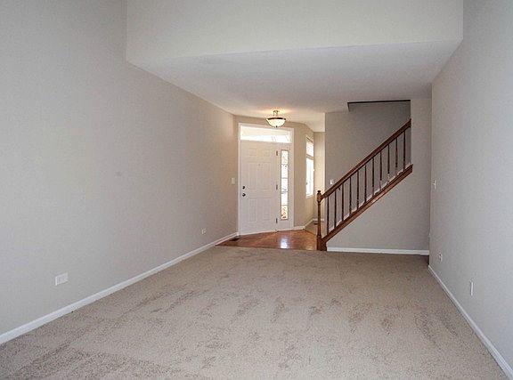 4th image of 1074 S Parkside Dr