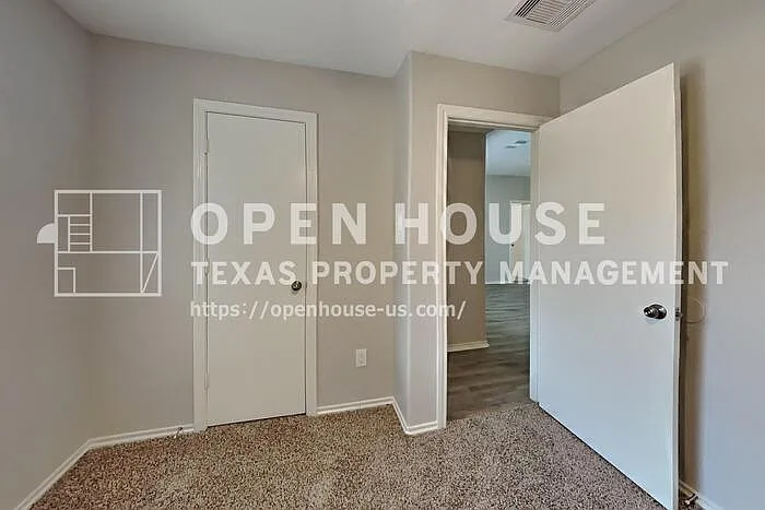 804 Lovebug Ln — Photo 15