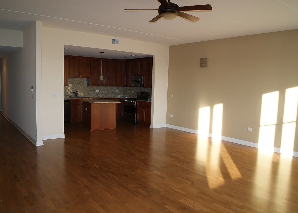 1st image of 2602 W Diversey Ave #402