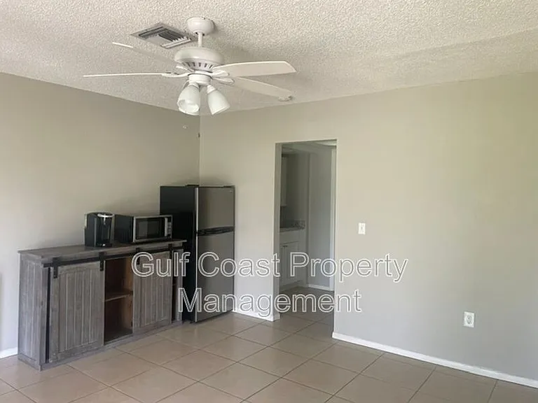 3551 Longmeadow — Photo 14