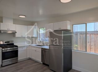 922 W Islay St, Santa Barbara, CA 93101