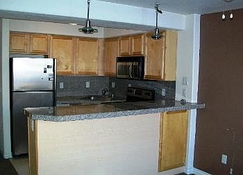 2nd image of 1833 N Williams St APT 205
