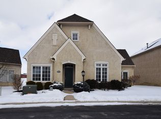 9809 Kingston Cir, Powell, OH 43065