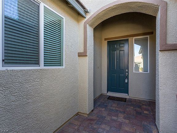 2nd image of 917 Everest Peak Ave