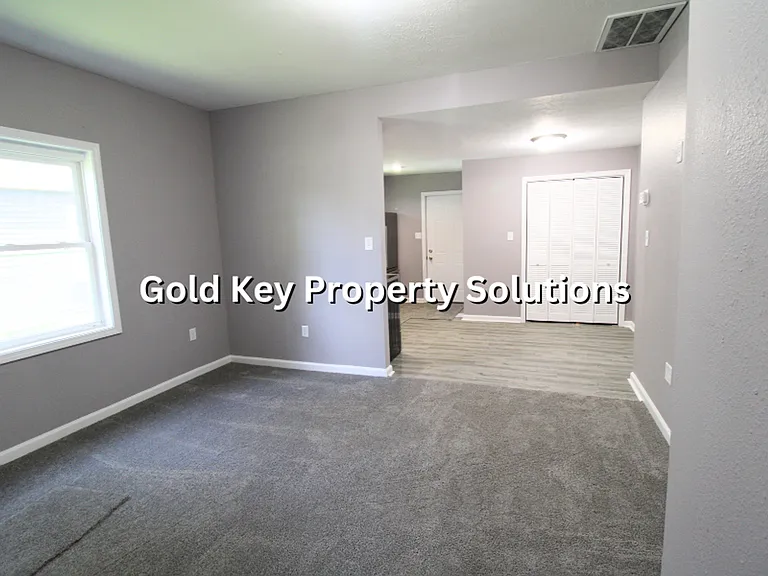 2636 Central Ave — Photo 12