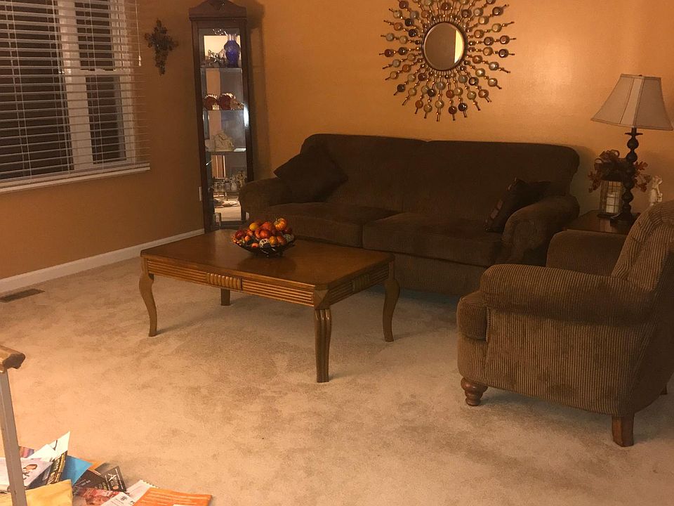 1st image of 308 Cottonwood Dr