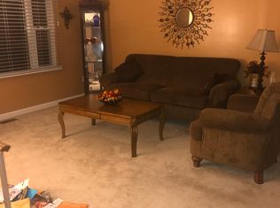 308 Cottonwood Dr, Oakdale, PA 15071