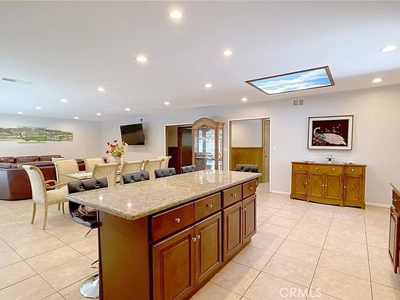 3rd image of 9680 Green Verdugo Dr
