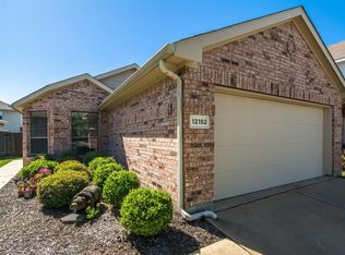 12152 Walden Wood Dr, Fort Worth, TX 76244