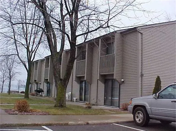 3201 Emerson St, Milford, IA 51351