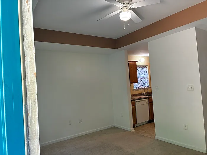 5804 Foxboro Dr — Photo 2