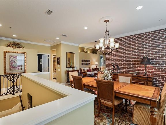 4th image of 5219 Parisienne Pl #202