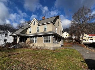 49 High St, Winchester, CT 06098