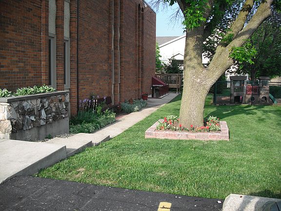 4th image of 8431 Wilmette Ave APT 102