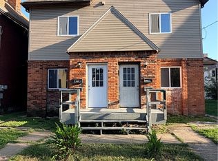 439 3rd St, Pitcairn, PA 15140