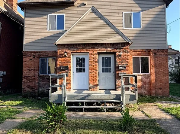 439 3rd St, Pitcairn, PA 15140
