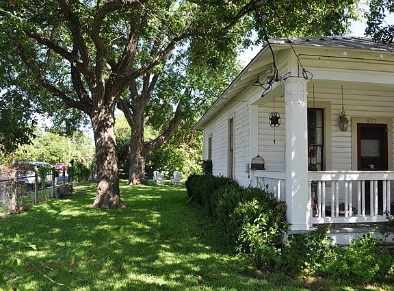 5th image of 420 S Milam St