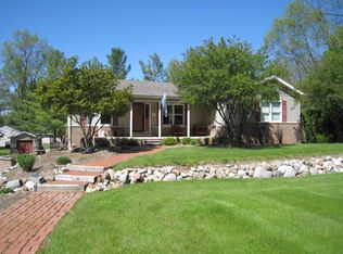 210 N Washington St, Manchester, MI