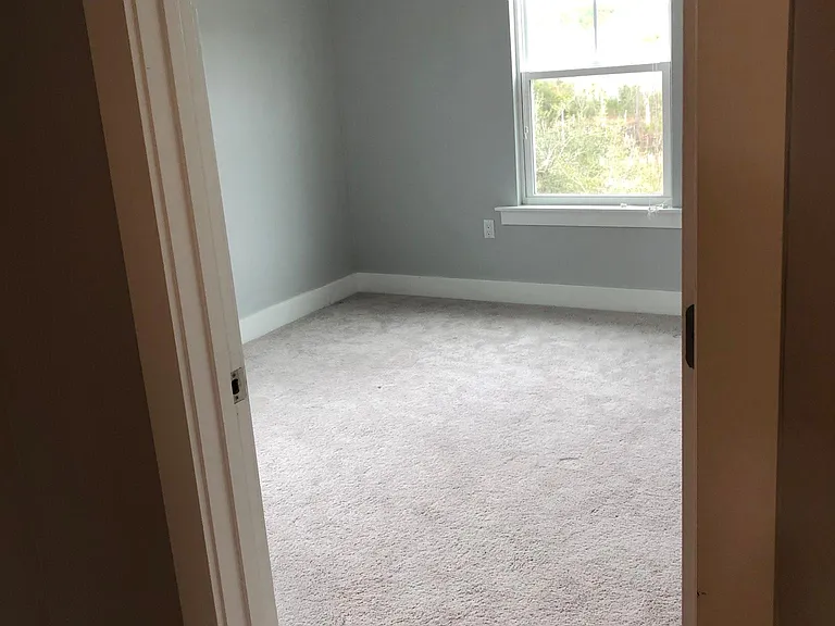 206 Montclair Ave — Photo 20