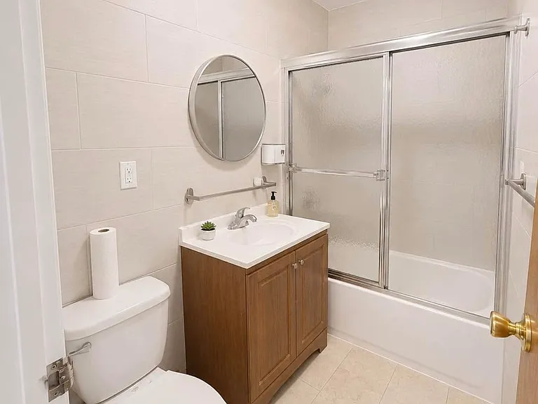 5845 78th St #2F — Photo 9