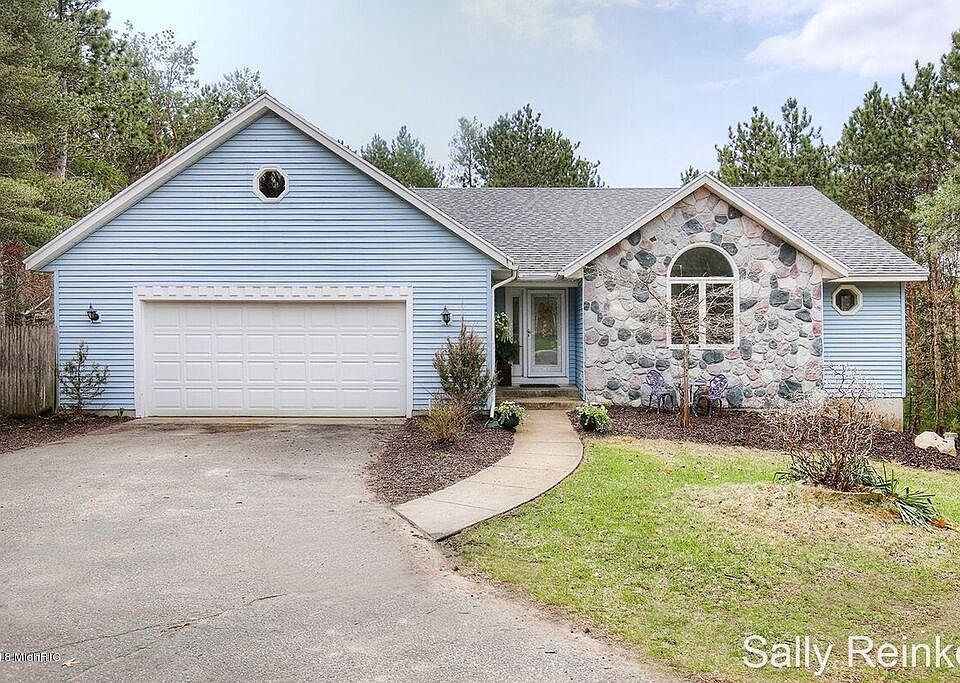 1st image of 5968 Robin Hill Dr NE