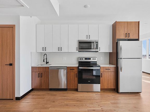 3rd image of 1712 N 2nd St #501