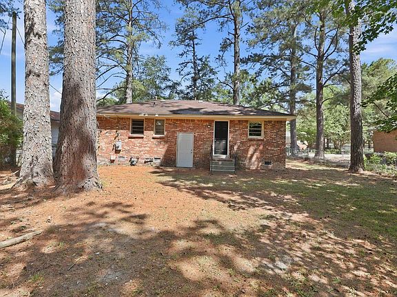 2nd image of 306 Charleswood Dr