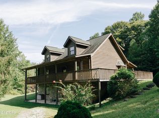 72 Everett Money Rd, Middlesboro, KY 40965