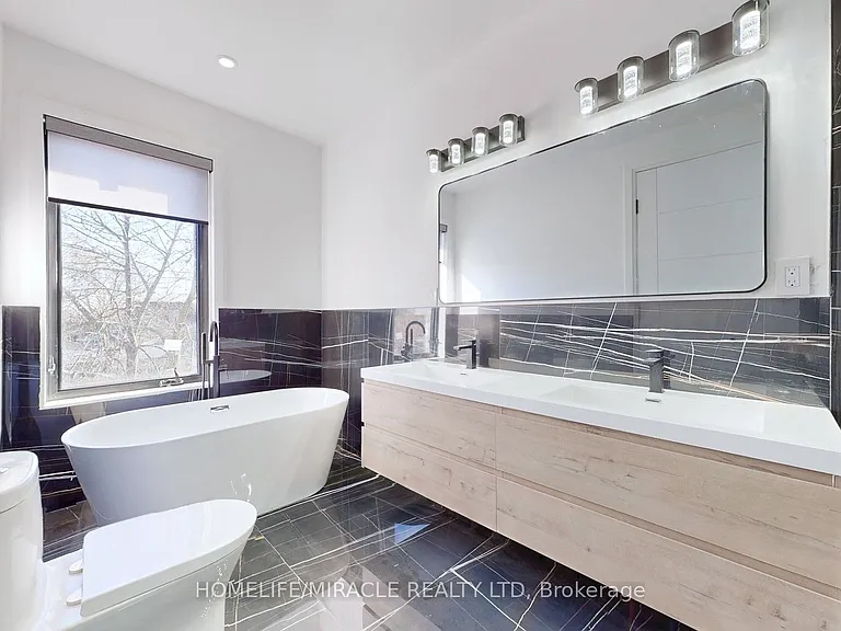 150 Stewart St — Photo 7
