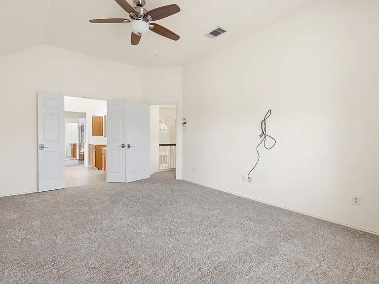 724 Pine Lakes Dr — Photo 25