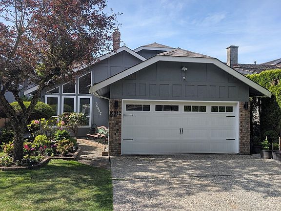 2nd image of 10942 63a Ave