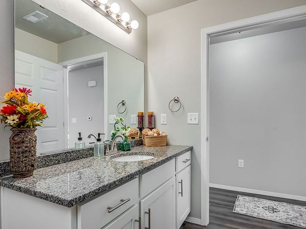 248 Emerald Blvd #25002