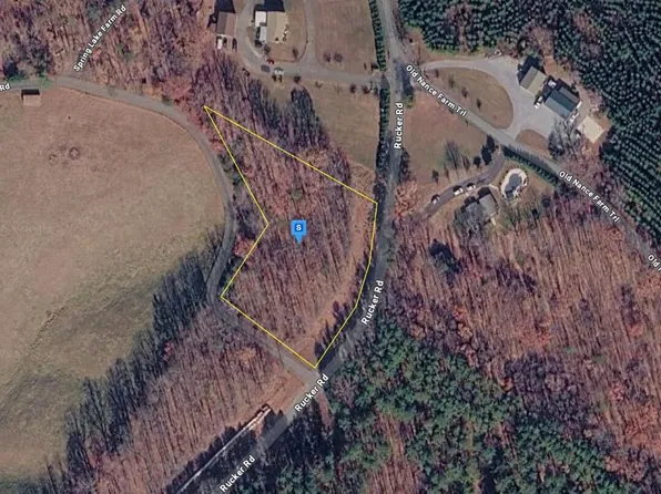 1455 Rucker Rd, Moneta, VA 24121